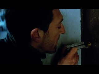 Фильм "Багровые реки" (Жан Рено / Венсан Кассель, 2000)
